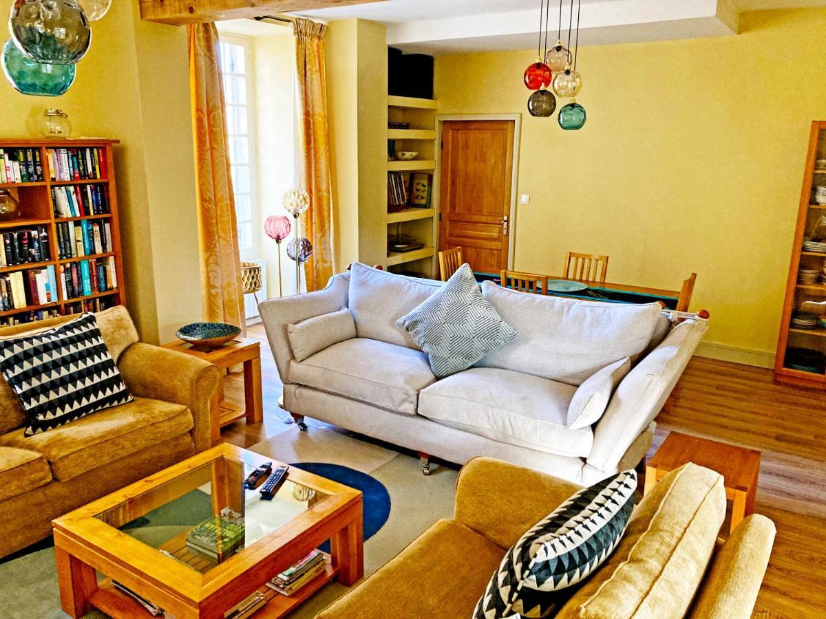 Logis De Tirac Bed & Breakfast Lorignac ภายนอก รูปภาพ