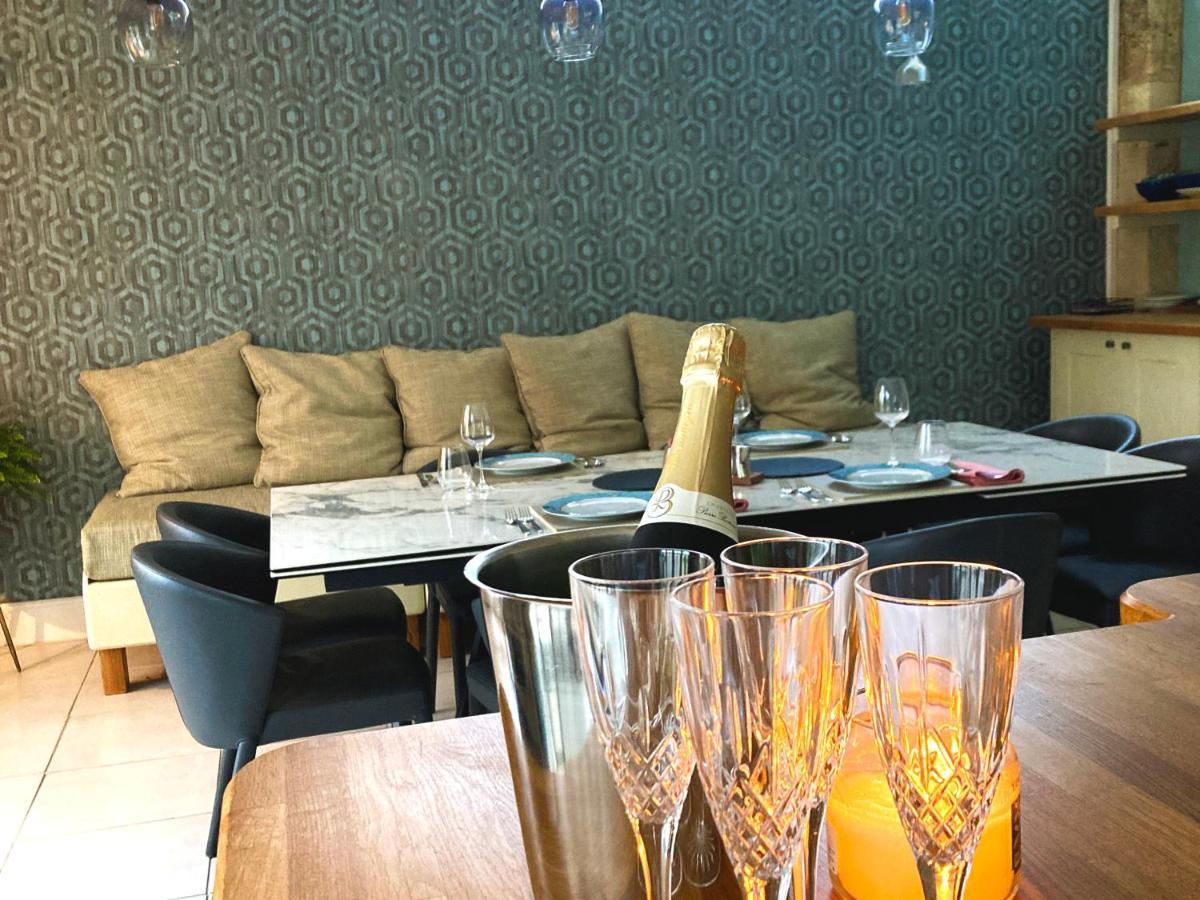 Logis De Tirac Bed & Breakfast Lorignac ภายนอก รูปภาพ