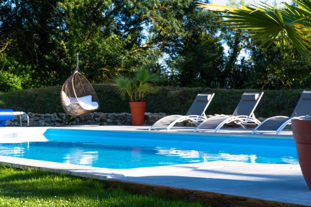 Logis De Tirac Bed & Breakfast Lorignac ภายนอก รูปภาพ