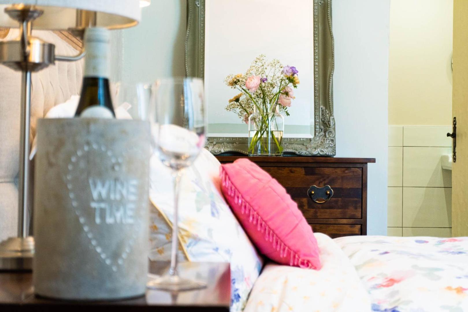 Logis De Tirac Bed & Breakfast Lorignac ภายนอก รูปภาพ