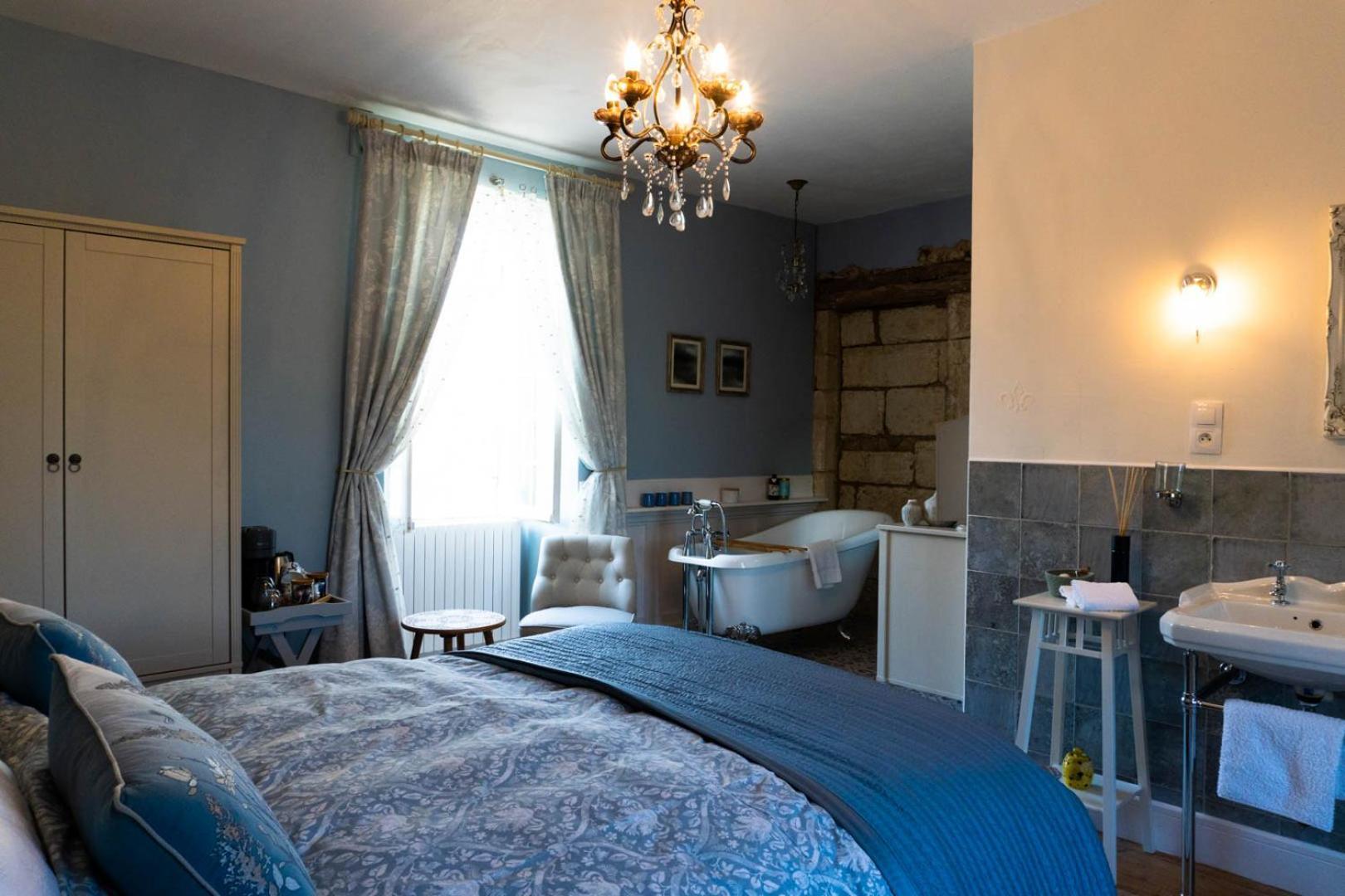 Logis De Tirac Bed & Breakfast Lorignac ภายนอก รูปภาพ