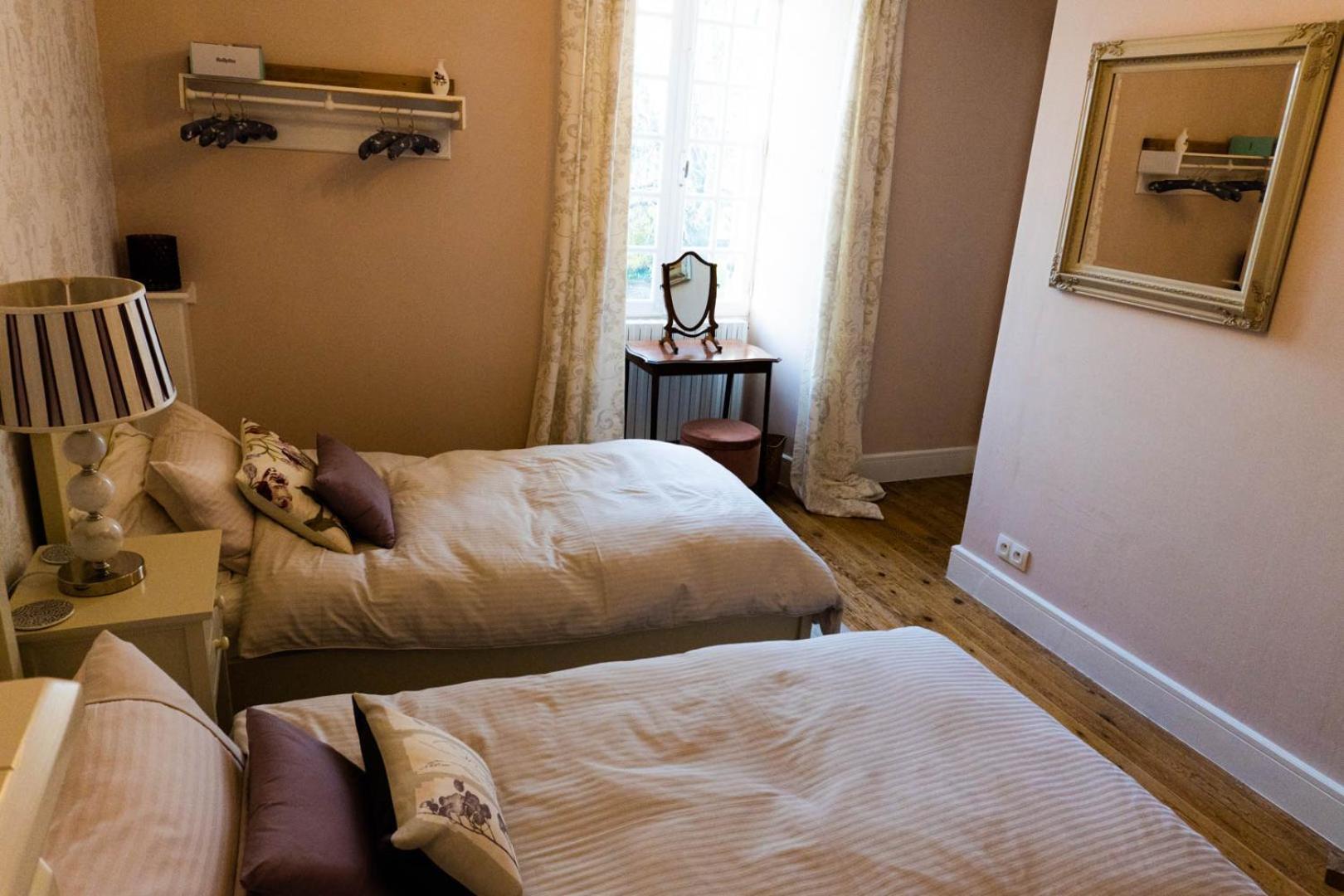 Logis De Tirac Bed & Breakfast Lorignac ภายนอก รูปภาพ
